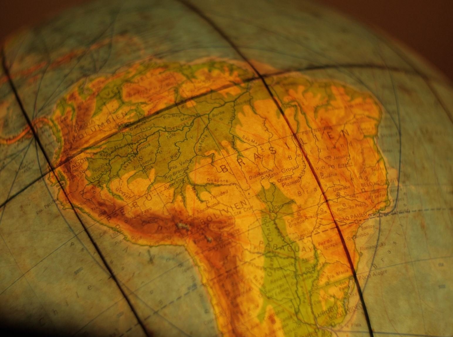 Bajo el peso de la incertidumbre