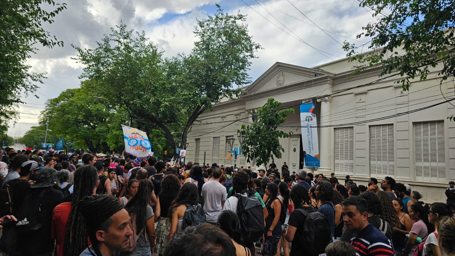 Pese a la condena social, Mendoza aprueba un proyecto minero