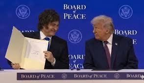 Trump admite a Milei en su club por invitación