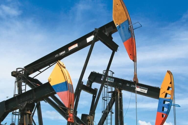 La Doctrina del Barril: Trump invade Venezuela para entregarla a las petroleras norteamericanas