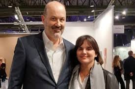 Crece el escándalo en Cancillería: adjudicación millonaria “a dedo” beneficia a la esposa de Sturzenegger