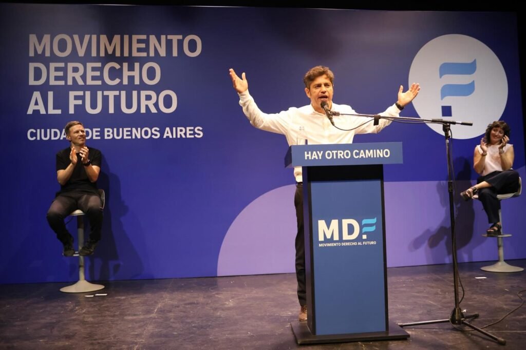 Axel Kicillof cruzó la General Paz y ensayó su desembarco en la Ciudad de Buenos Aires