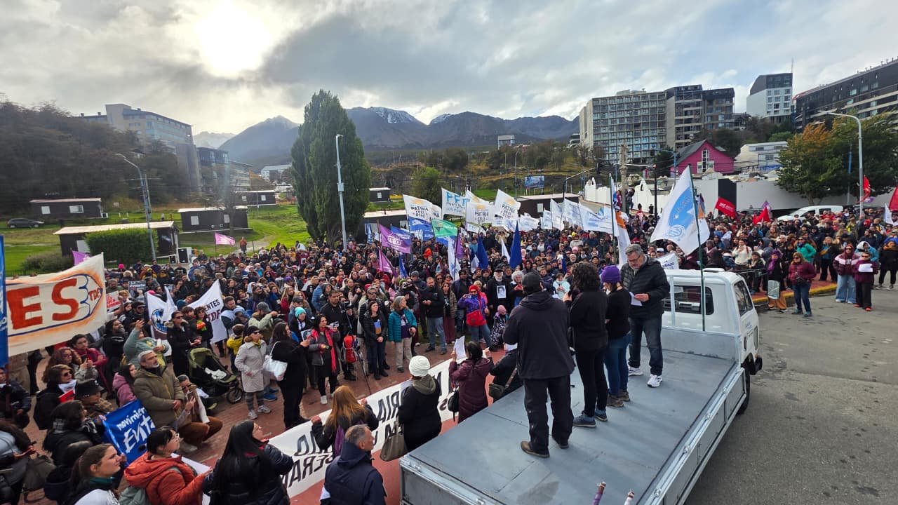 Histórica movilización en el punto más austral de la memoria