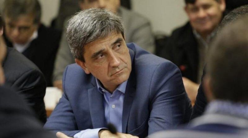 “La salida de la Organización Mundial de la Salud es un gesto de sumisión a Trump que nos deja aislados”