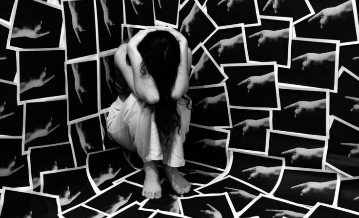 Escuelas en jaque: ¿A quién culpamos cuando el sistema falla?