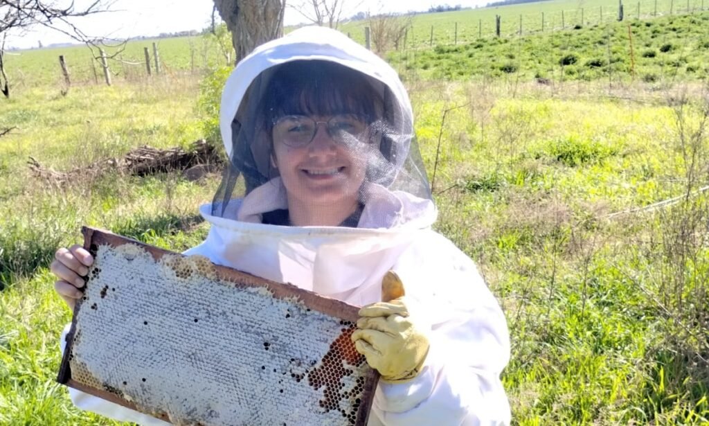 “Es súper importante que se hable de apicultura y que las puertas de los campos estén abiertas para todos”