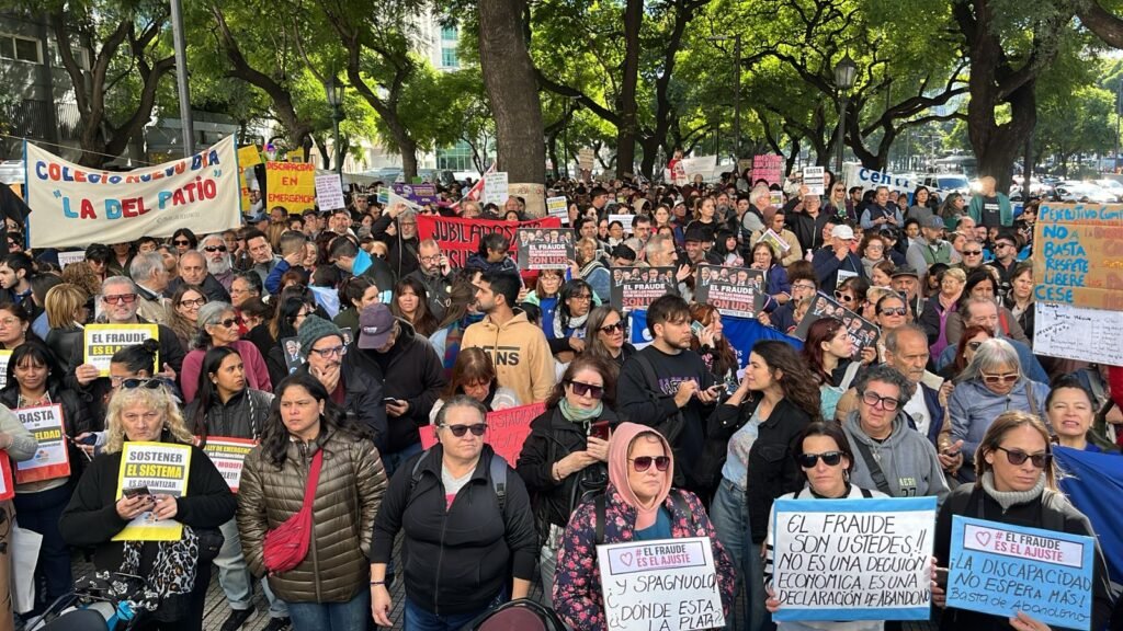 Masiva movilización por la discapacidad: “No es ajuste, es crueldad”