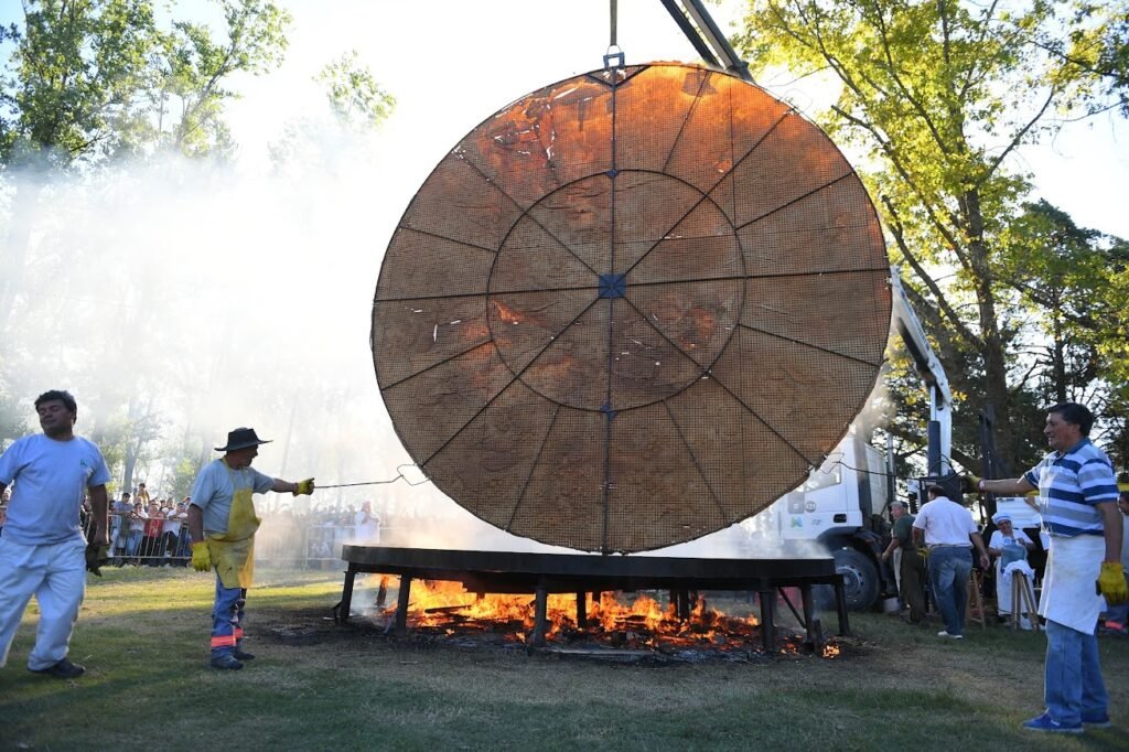 Aniversarios, grandes banquetes y deporte: el mapa del fin de semana bonaerense