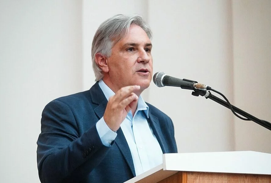 Llaryora rechazó la quita de subsidios al gas y puede haber sorpresas en Diputados