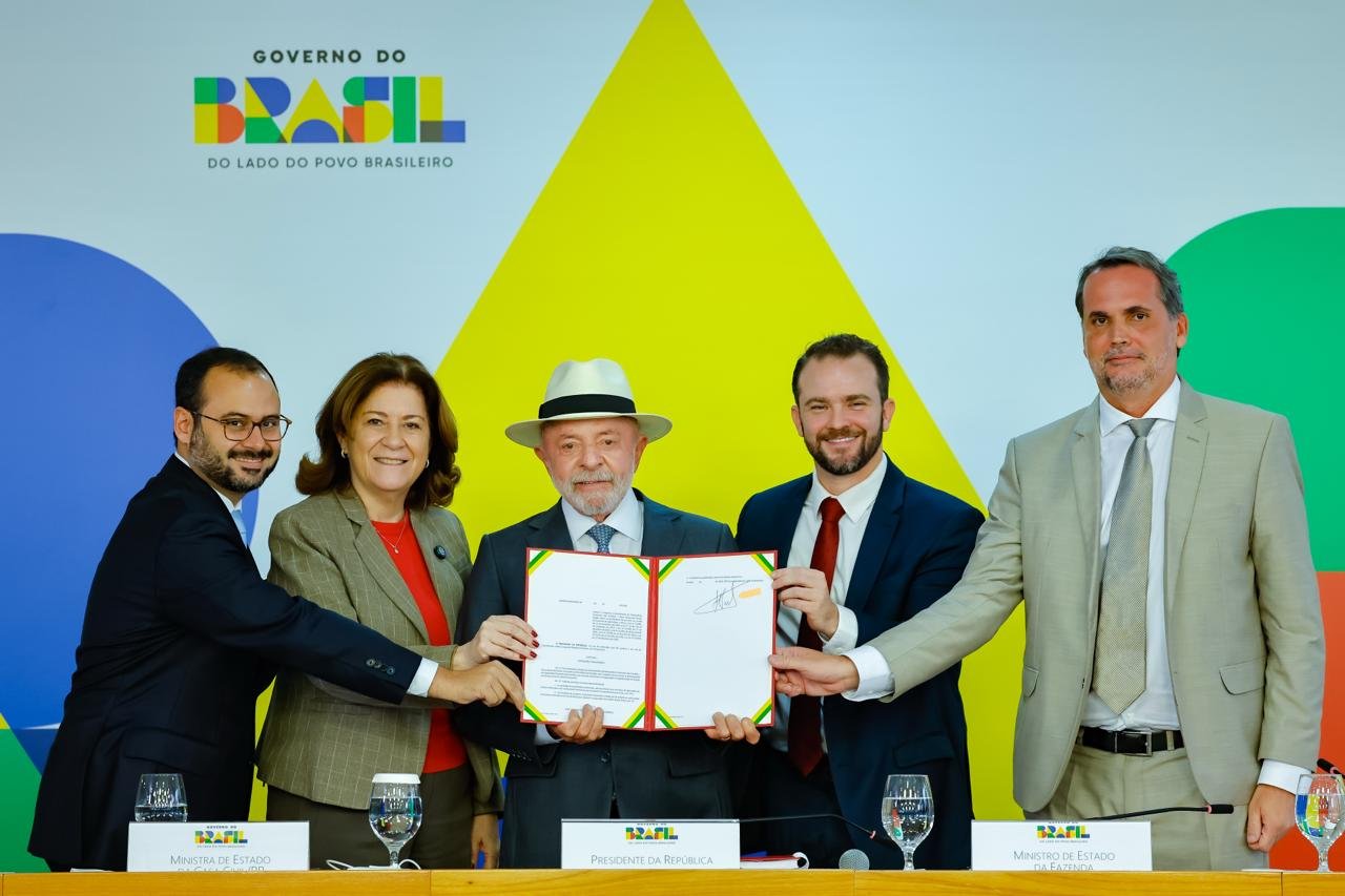 Lula lanzó un nuevo plan masivo para desendeudar a las familias