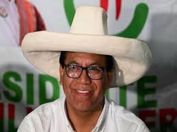 Sánchez y Fujimori definen cabeza a cabeza la elección presidencial en Perú