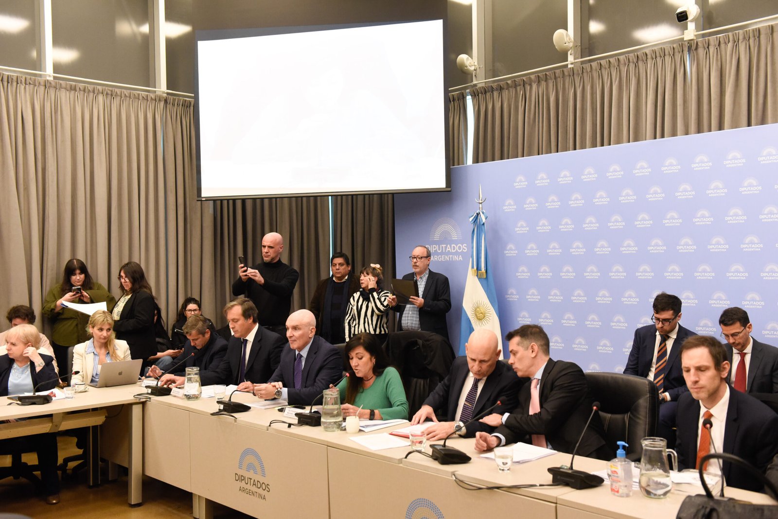 Fuerte rechazo al proyecto oficial de “ley de lobby”