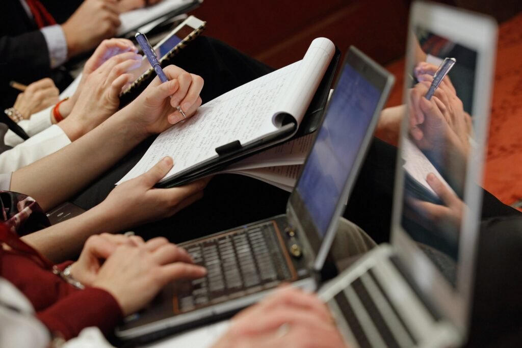 La tarea periodística en un momento de crisis