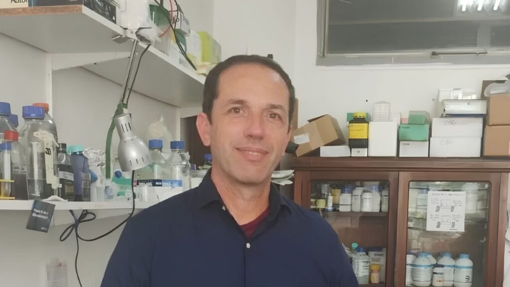 Hito para la ciencia argentina: Federico Sisti asumió la presidencia de la Sociedad Americana de Microbiología
