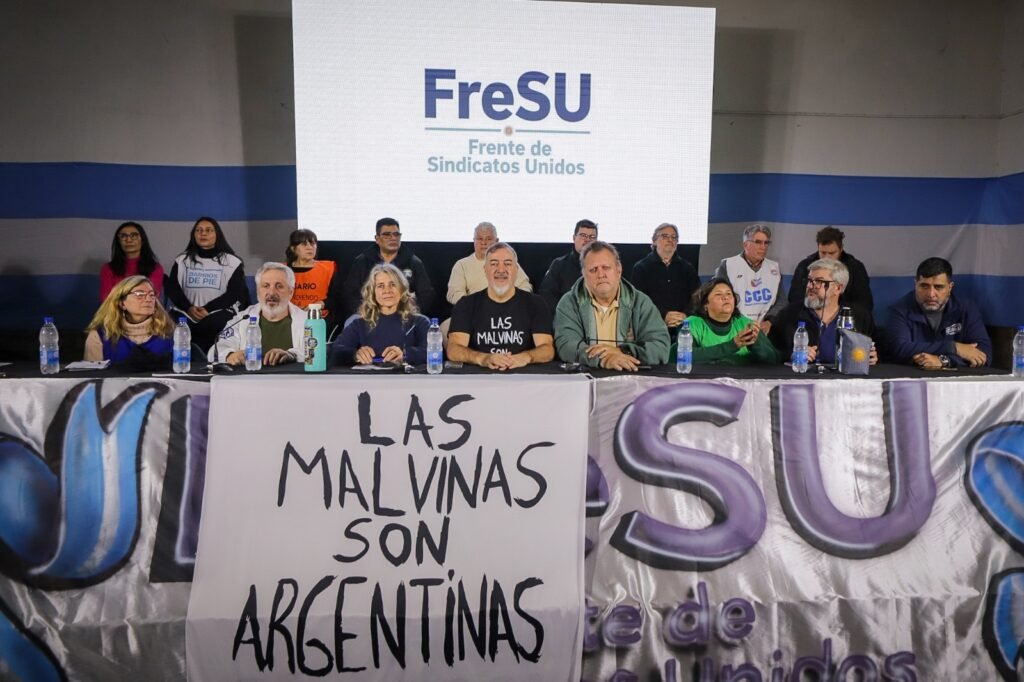 El FreSU lanza paros regionales como antesala de una huelga nacional