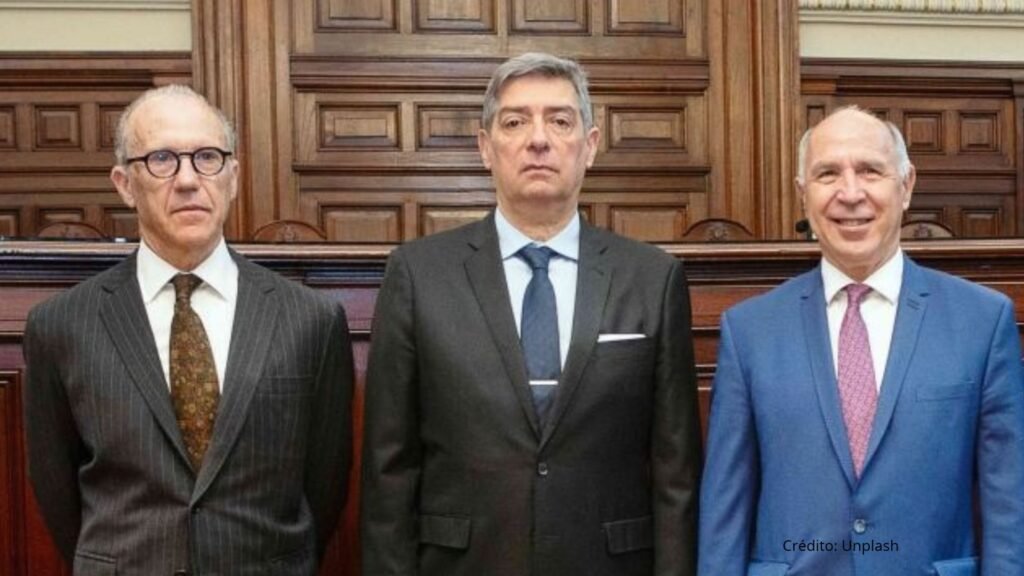 La Corte avala la derogación de la ley de tierras y abre una crisis institucional