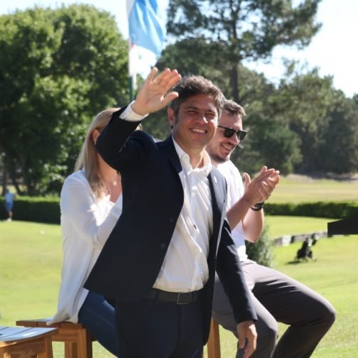 Kicillof polariza con Milei y piensa en 2027