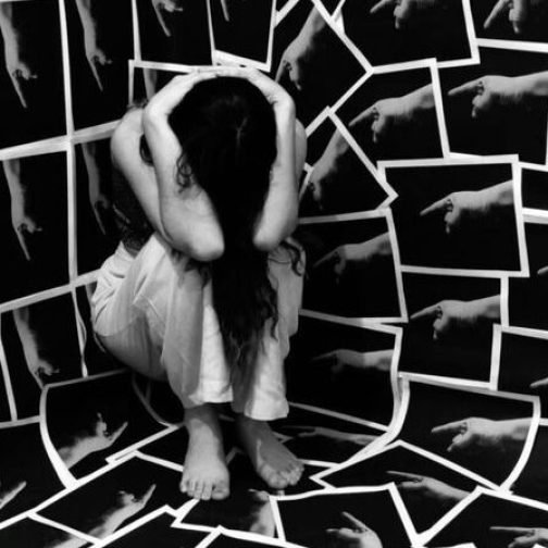 Escuelas en jaque: ¿A quién culpamos cuando el sistema falla?