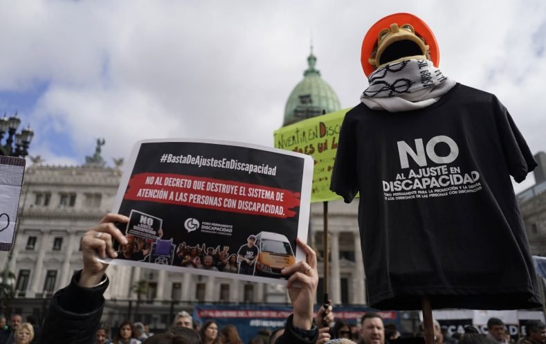 Discapacidad vuelve a marchar al Congreso: “Sin prórroga de la ley, estaríamos frente al abismo”
