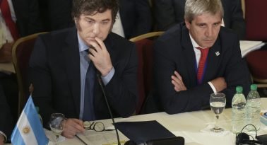 El programa no va más: el Gobierno lanza el “Ahora 20” y créditos al 25% para PyMEs ante el desplome del consumo