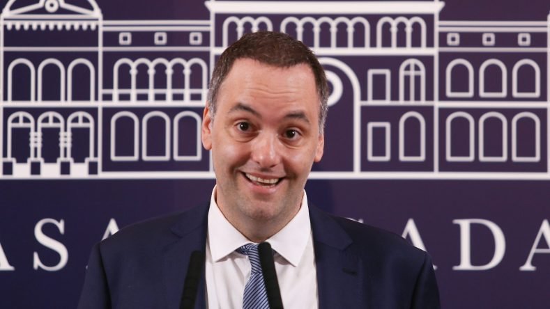 Imagen ilustrativa de Manuel Adorni.