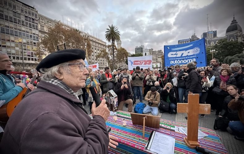 Ayuno para despertar las conciencias: un fogón comunitario en el frío del individualismo