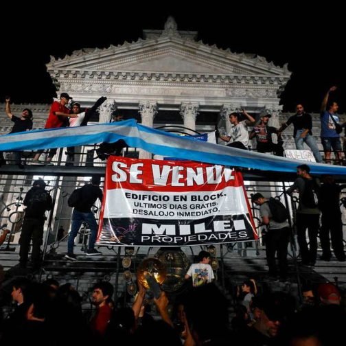 “La tierra no se vende”: la protesta del 6 de agosto crece por WhatsApp para frenar la ley de propiedad privada de Milei