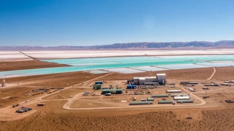 Esta imagen muestra el proyecto minero de litio Cauchari-Olaroz en la provincia de Jujuy, Argentina.