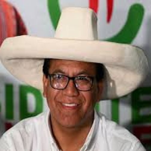Sánchez y Fujimori definen cabeza a cabeza la elección presidencial en Perú