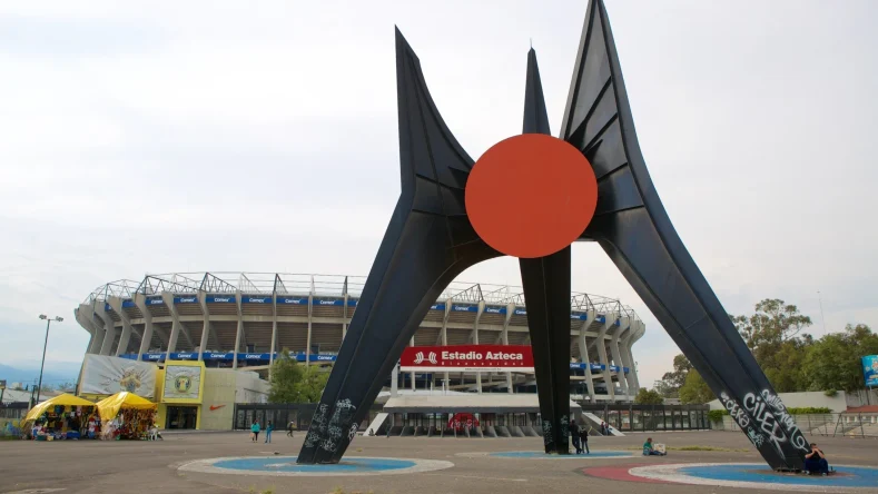 Estadio Azteca con México