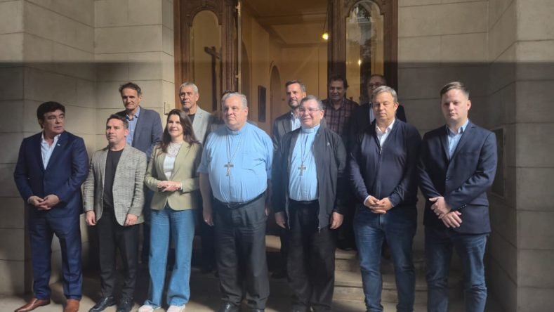 Iglesia y política foto