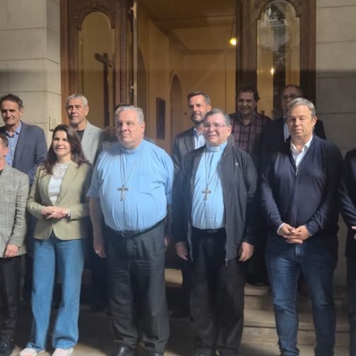 Diálogo de los obispos con la dirigencia política
