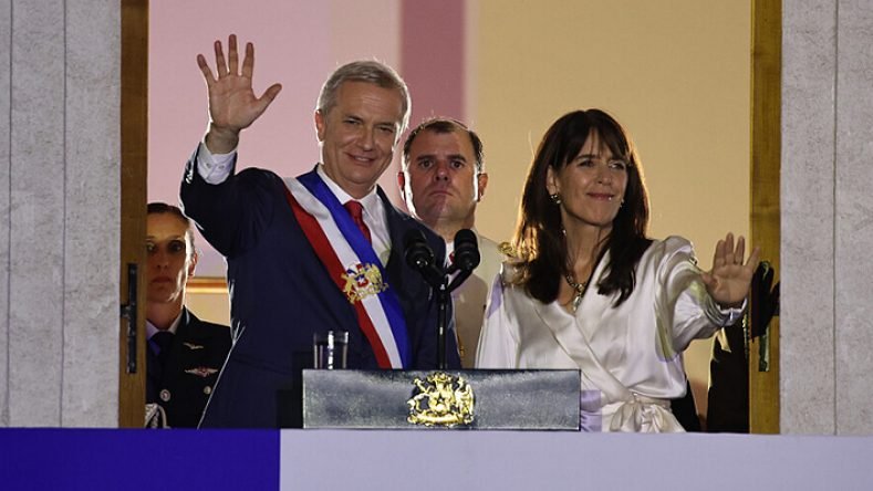 Kast en el balcón de La Moneda