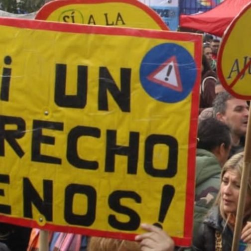 “Arriba las manos, esto es el Estado”: volver a pensar la democracia