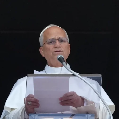 El papa León anunció que será operado en los próximos días para extirparle “un nódulo en un pulmón”