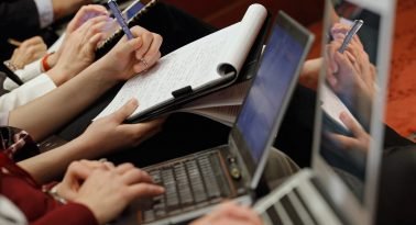 La tarea periodística en un momento de crisis
