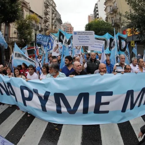 Empresarios nacionales movilizaron contra la reforma laboral y exigen la Emergencia PyME