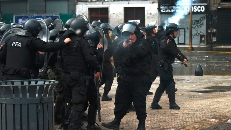 Represión