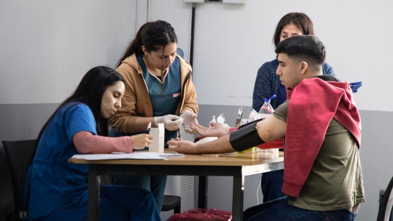 Salud comunitaria con nota de Marcos Jaureguizar