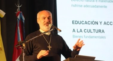 Los obispos piden que “la persona humana nunca sea la variable de ajuste”