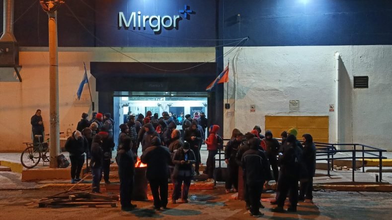El Grupo Mirgor de la familia Caputo despidió a 300 trabajadores en Tierra del Fuego
