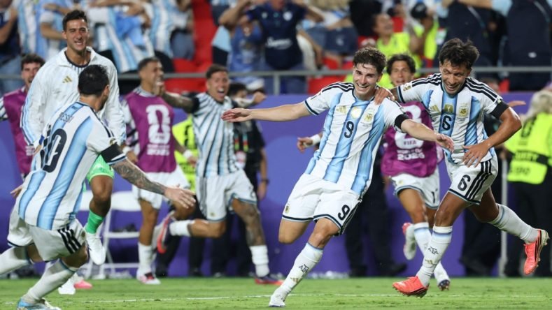 La alegría del fútbol en un país roto