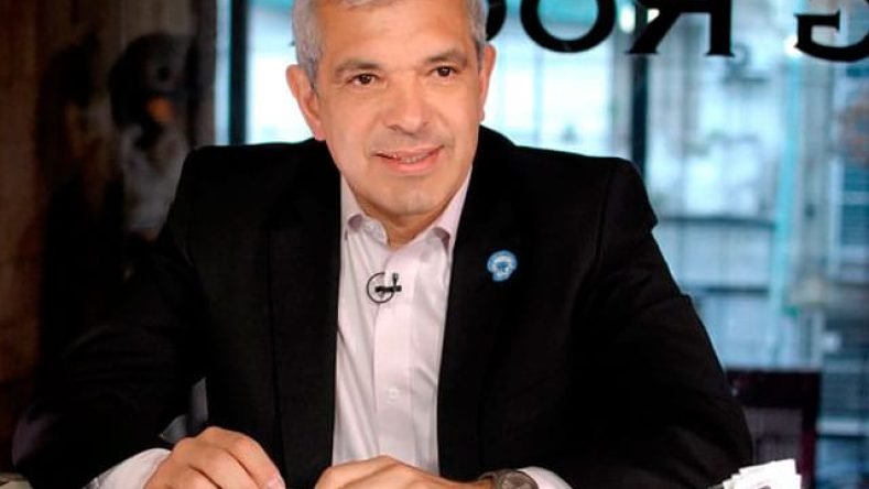 Imagen ilustrativo de Julián Dominguez