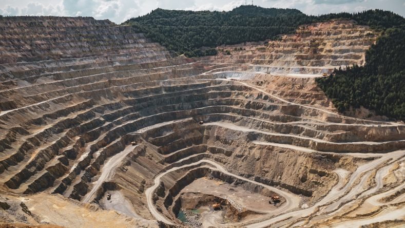 avanza extractivismo