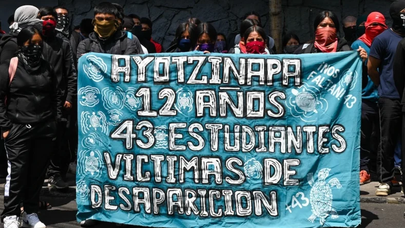 Nueva marcha por los 43 estudiantes desaparecidos en Ayotzinapa