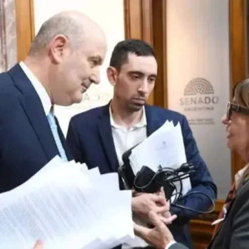 Bullrich y Sturzenegger cierran filas, mientras la calle y los números le devuelven otra agenda a Milei
