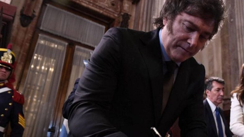 c3b1e72179d0519ccc535287a1177c39_1000_1100