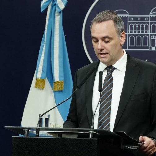 Gabinete en la tormenta: Adorni obtura la gestión parlamentaria de Bullrich e incomoda a varios ministros