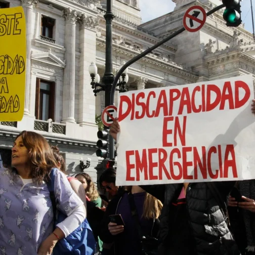 La organización colectiva frente al deterioro del entramado social de la discapacidad: las calles como punto de convergencia