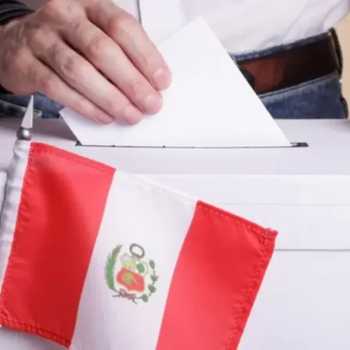 Perú: 36 candidatos presidenciales sin nadie que se despegue